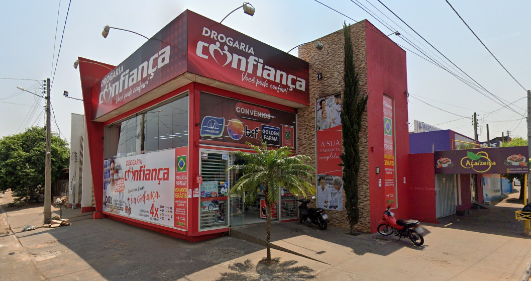 Fachada da Drogaria Confiança